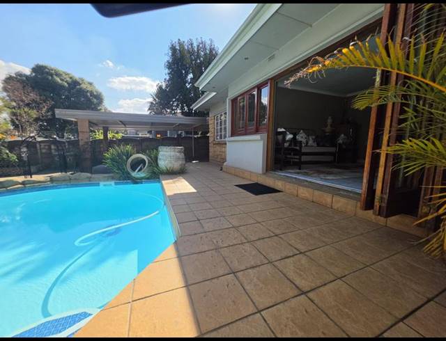 3 BEDROOM HOUSE FOR SALE IN SOUTH CREST
